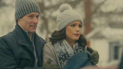 - No.
- I don't either, - Christmas at the Holly Hotel