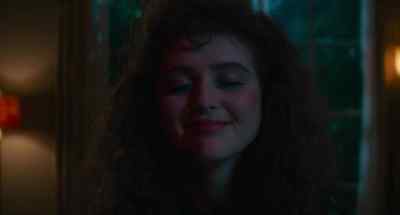 - No, I don't, I love this band- - Lisa Frankenstein