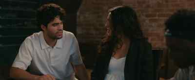 - No. I don't think so.
He was just offering me the job. - Midas