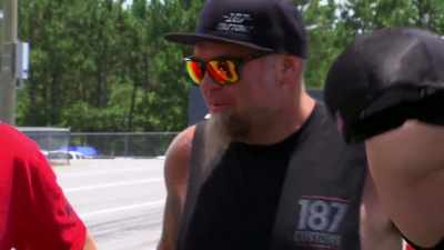 -No, I gotta win this one. I gotta win this one.
-Yeah, trust me. - Street Outlaws No Prep Kings Team Attack