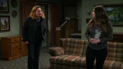 No, I-I'm not gonna be pressured
into something this important. - The Conners