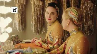 No, I just came back
to convince my daughter - A Holiday Spectacular