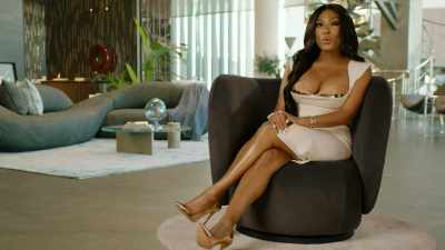 No. I know you don't
do it at home, girl, - The Real Housewives of Dubai