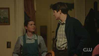 - No, I know.
I'm just saying, you know-- - The Waltons' Homecoming