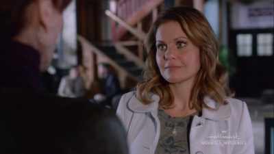No! I look ridiculous! - Last Scene Alive: An Aurora Teagarden Mystery