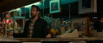 No I mean it's got a vibe, yeah, sure,
but it doesn't have a theme. - Colossal