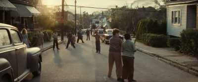 No, I seen you walking
around there more than once. - Fences