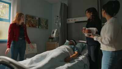 No, I think it's Lauren, - Aurora Teagarden Mysteries: Death at the Diner