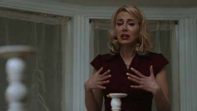 No, I would never hurt you.
Uh-uh. - A Nurse to Die For