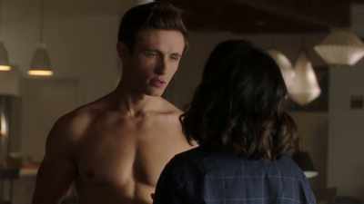 No, I'll talk to Nolan
and I'll set some limits. - Pretty Little Liars: The Perfectionists
