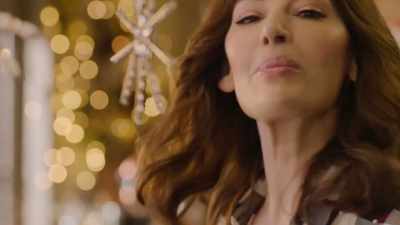 No, I'm going to exercise
some uncharacteristic restraint. - Nigella: At My Table