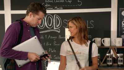 - No, I'm not in love with him. - I'm Sorry