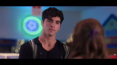 No, I'm sorry. - The Kissing Booth 2