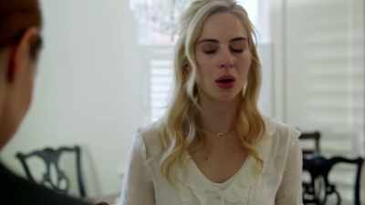 - No, I'm telling you,
those aren't mine. - Cradle of Deception