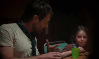 -No.
-In Italian? That's… - The Lost Daughter
