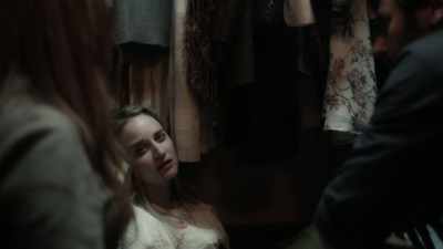 - No, it has to be.
- There's nothing here. - No Escape Room