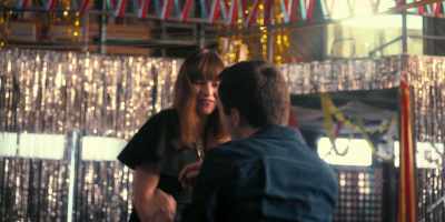 No. It's helping you. - Girlboss