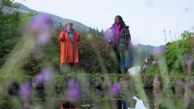-- No! It's like this incredible
surprise - Extraordinary Escapes with Sandi Toksvig