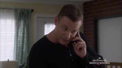No, it's not that, I just- - Christmas Homecoming