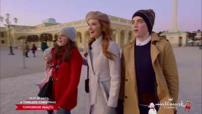 - No, it's okay.
It's been a few years. - Christmas in Vienna