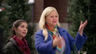 No, it's perfect.
It's a real beaut. - Holiday Mismatch