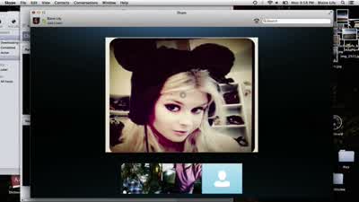 No. Jess? Jess? No! No! Oh, my God! - Unfriended