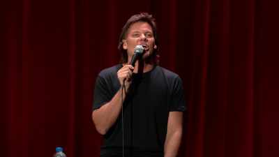 No jo, Quiznos byl chlapskej podnik. - Theo Von: Regular People
