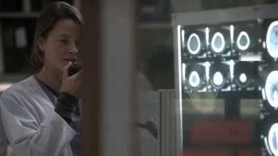 No, just bring the patient
here as quickly as you can, - Trauma