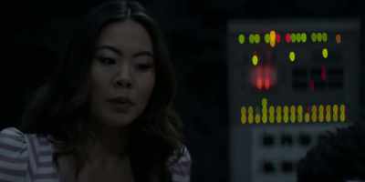 No, Kate thinks she knows
what she's doing, - Batwoman