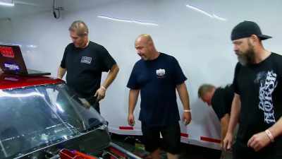 - No, let's get...
- Get the trans cooler - Street Outlaws No Prep Kings Team Attack
