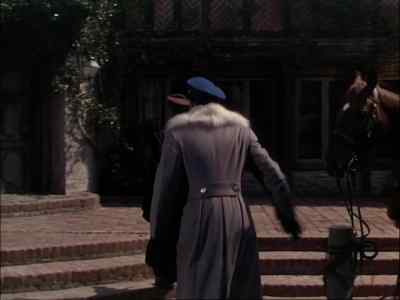 No lights, eh? That's odd. - The Prisoner of Zenda