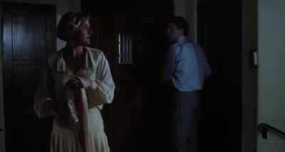 No lights. - Dolly Dearest
