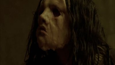 No. Listen to me. Listen to me. - House of Wax