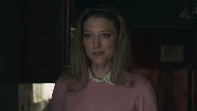 No, ma'am.
More like a gofer. - Girl on the Third Floor