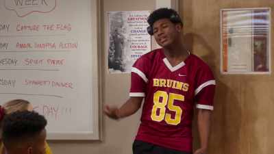 No, man, Grandmaster Gabe is cool.
He'll give me an extension. - Mr. Iglesias