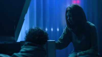 No matter what happens,
I'll... I'll be back for you. - Don't Look Deeper