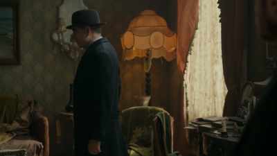 No means of cooking it or eating it. - Maigret in Montmartre