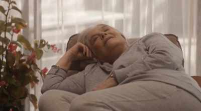 No mom, Damian's not here. - Marjorie Prime