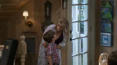 No. No, Aunt Stephanie is a night person. - Fuller House