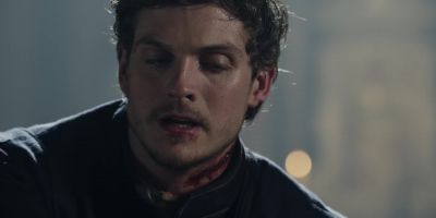 No, no,... don't...
No, don't die, don't... - Medici: Masters of Florence