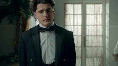 No, no.
God, no, they don't. - Grand Hotel