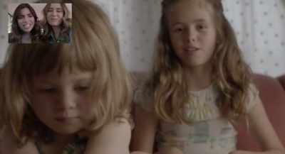 - No! No hair pulling.
- Don't pull her hair! - The Feels
