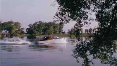 No. No, I don't know whose boat it is. - Niagara