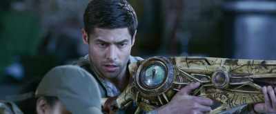 No, no, no! Go, go! - War of the Worlds: Annihilation