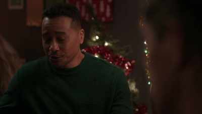 No, no, no, I'm just
helping you out, part-time, - Rescuing Christmas