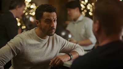 - No. No, no, I'm, no--
- you-- - Mom's Christmas Boyfriend