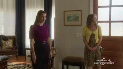 No, no, no.
It's fine, it's okay. - Nikki & Nora: Sister Sleuths