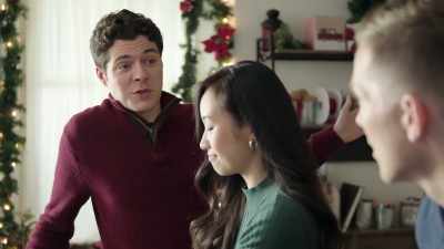 No, no, no.
It's high school all over again. - The Christmas Setup