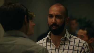 - No, no, no, it's nothing
you have to apologize for. - Five Bedrooms