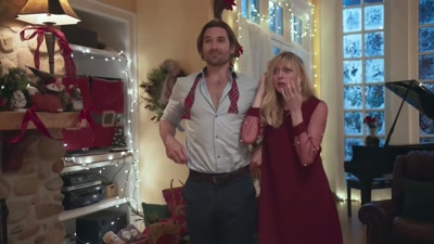 -No, no, no. Natalie, we...
-Hey, guys. - Christmas in Pine Valley